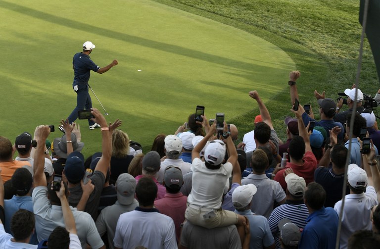 OLD WESTBURY, NY - AUGUST 27: Dustin Johnson sinks a putt to force a playoff during the final round of THE NORTHERN TRUST at Glen Oaks Club on August 27, 2017, in Old Westbury, New York. (Photo by Ryan Young/PGA TOUR)