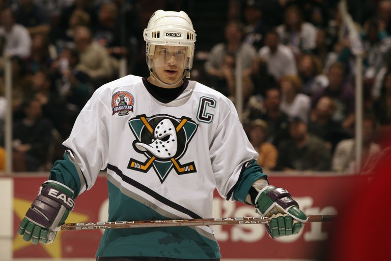 Paul Kariya looks on