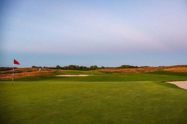 Shinnecock Hills' 13th green